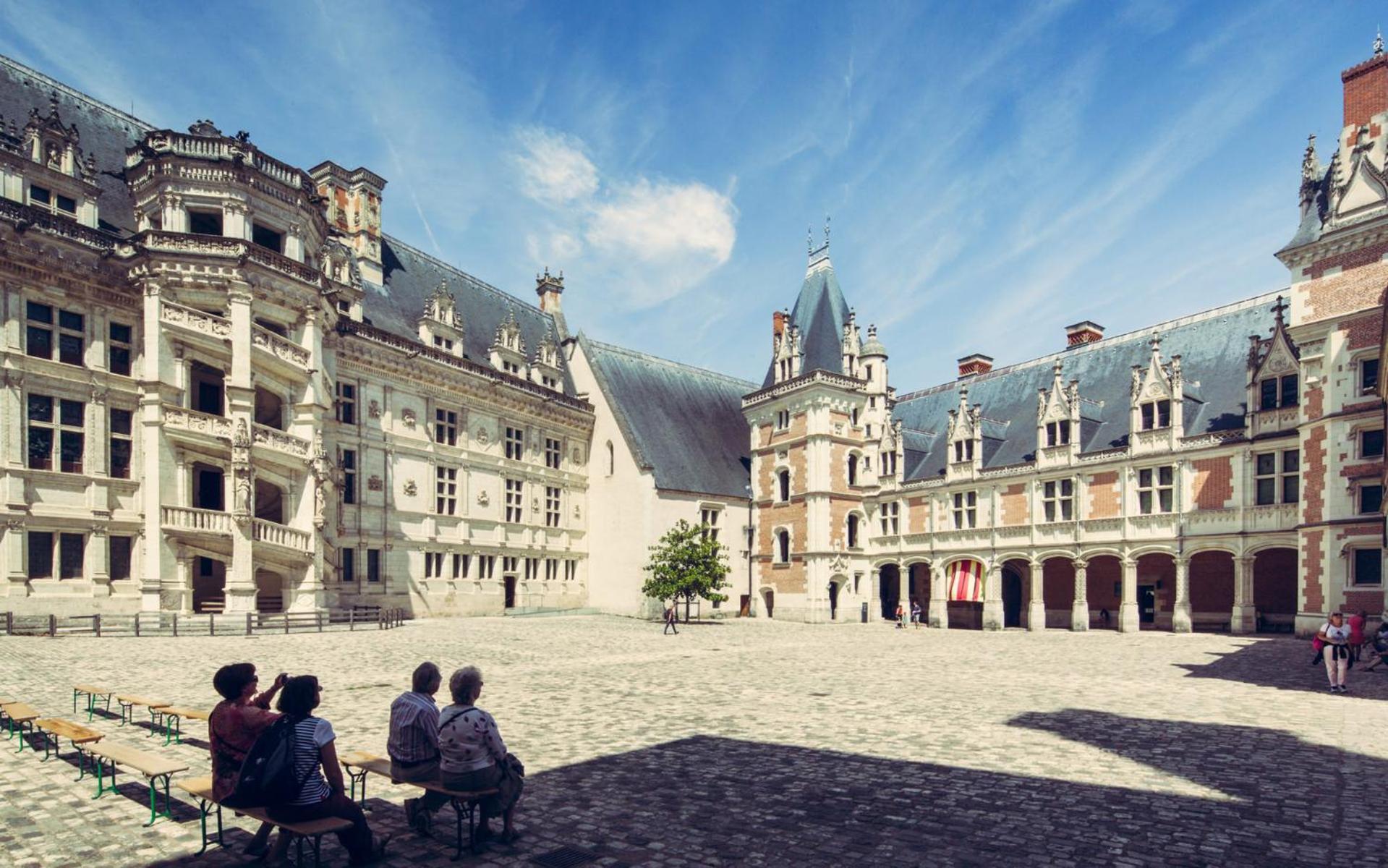 Gite De La Tour De Loire - 65 M2 Au Pied D'Une Tour De Gue Du 17Eme Siecle Mer エクステリア 写真