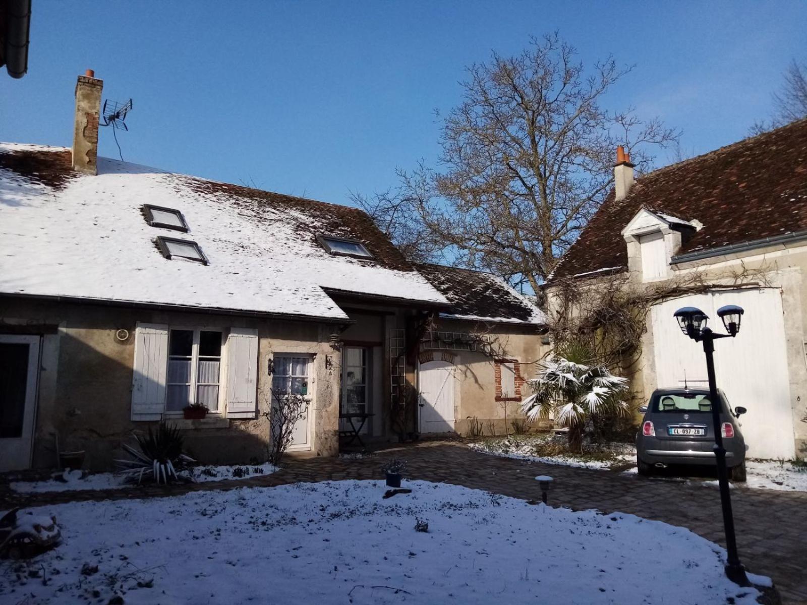 Gite De La Tour De Loire - 65 M2 Au Pied D'Une Tour De Gue Du 17Eme Siecle Mer エクステリア 写真